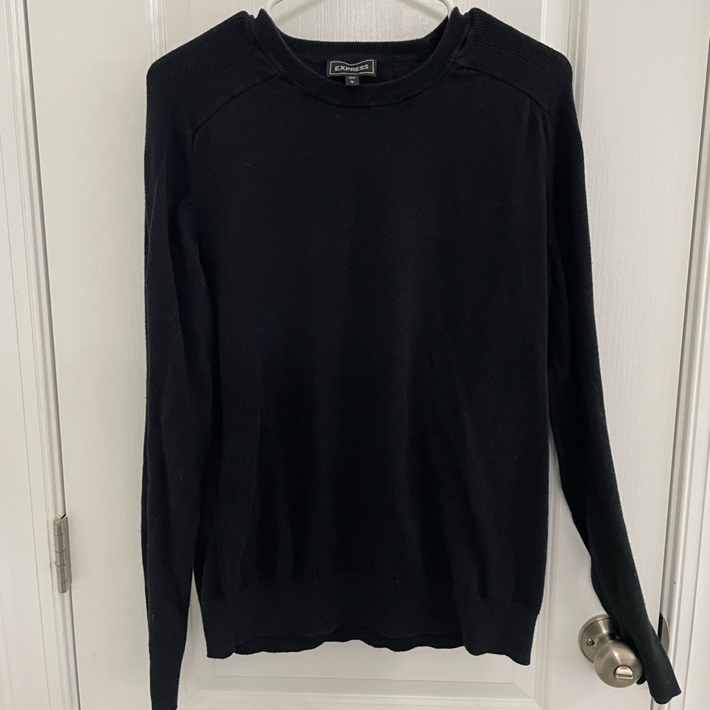 Men’s Express Sweater Large